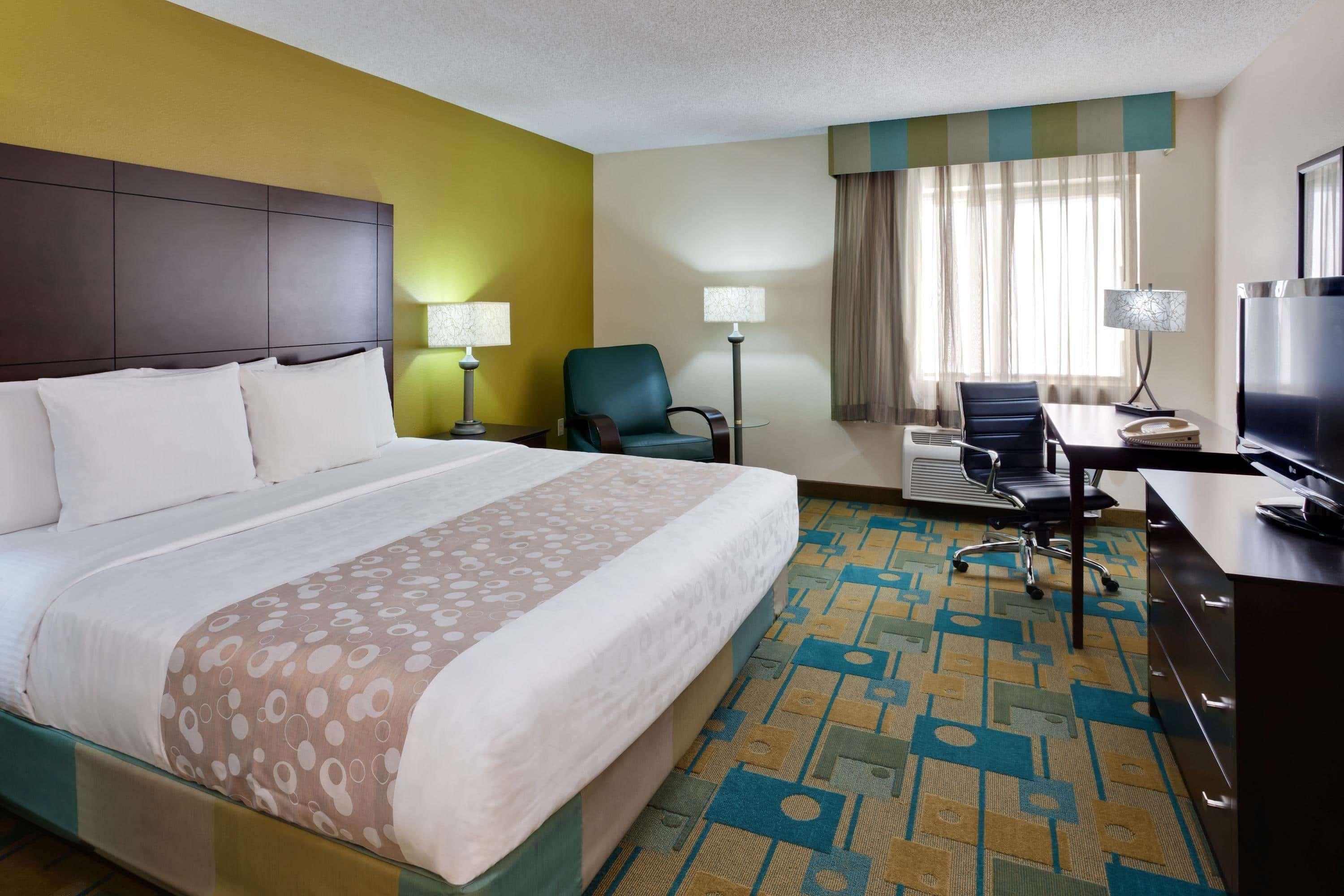 Hotel La Quinta By Wyndham Plattsburgh Exterior foto